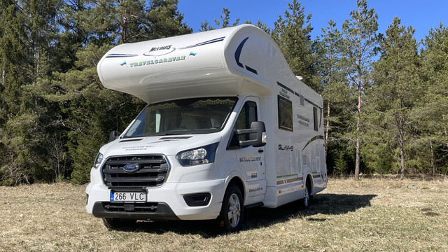 Ford Glamys 222 matkaauto
